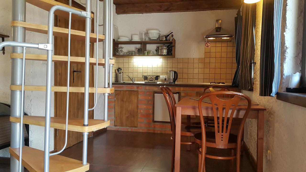 Osada Pod Czerwonym Debem - Czarny Mlyn Villa Jastrzębia Góra Buitenkant foto