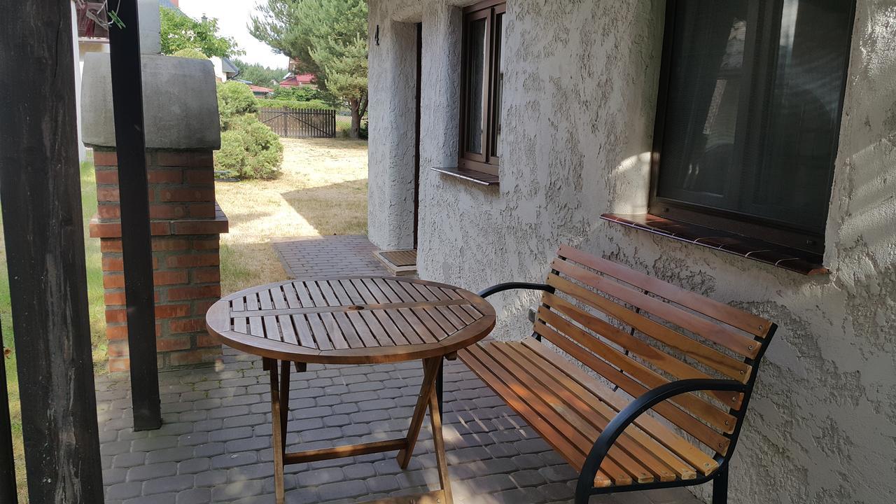Osada Pod Czerwonym Debem - Czarny Mlyn Villa Jastrzębia Góra Buitenkant foto